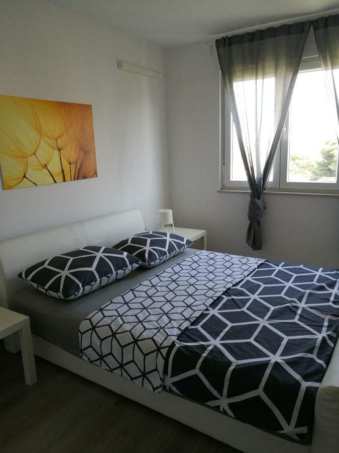 Niki Apartment *